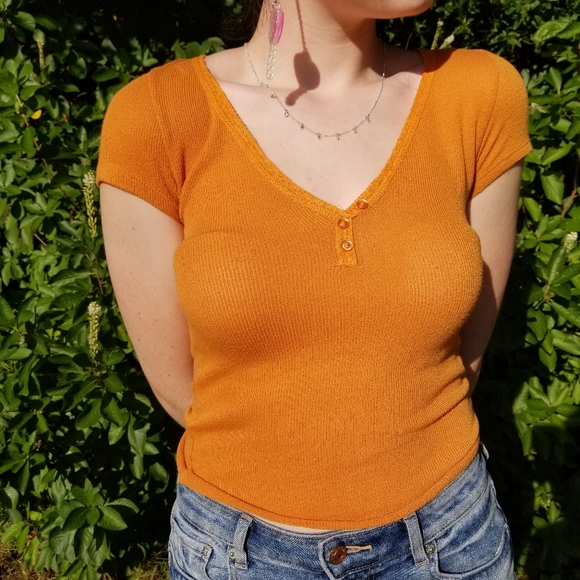 💚Orange thin knit top - Picture 1 of 9